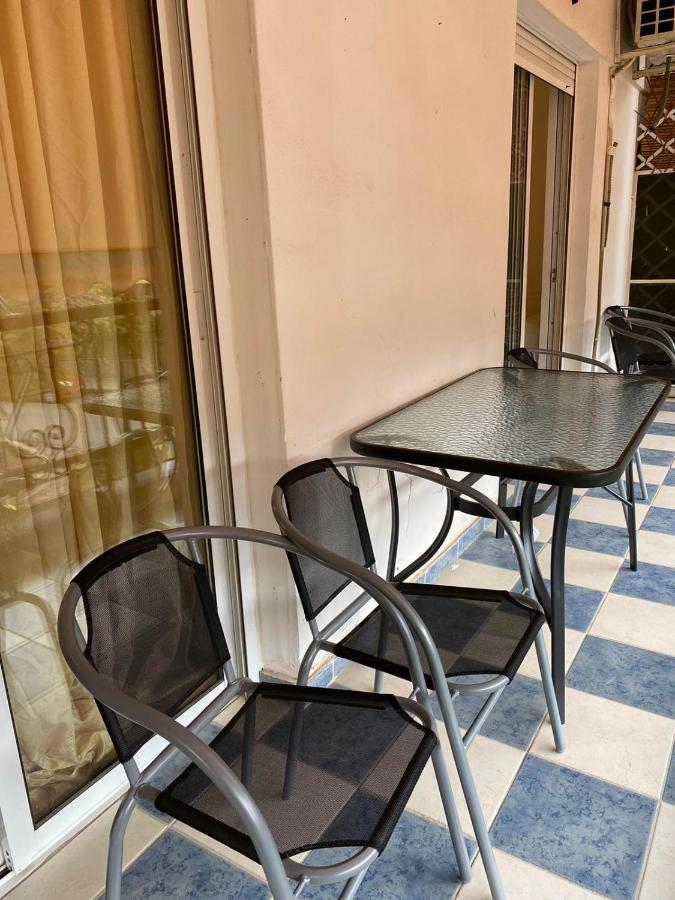 Kalamaki Apartments Athen Exterior foto